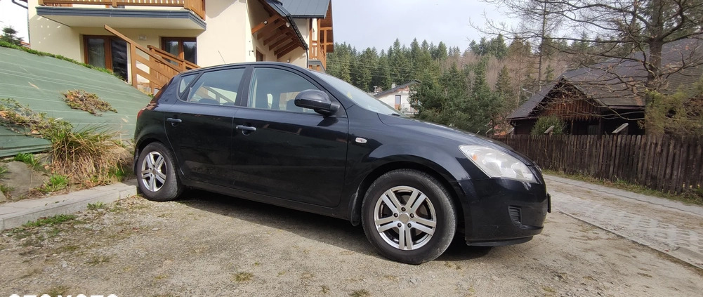 Kia Ceed cena 14400 przebieg: 139200, rok produkcji 2007 z Jelenia Góra małe 121